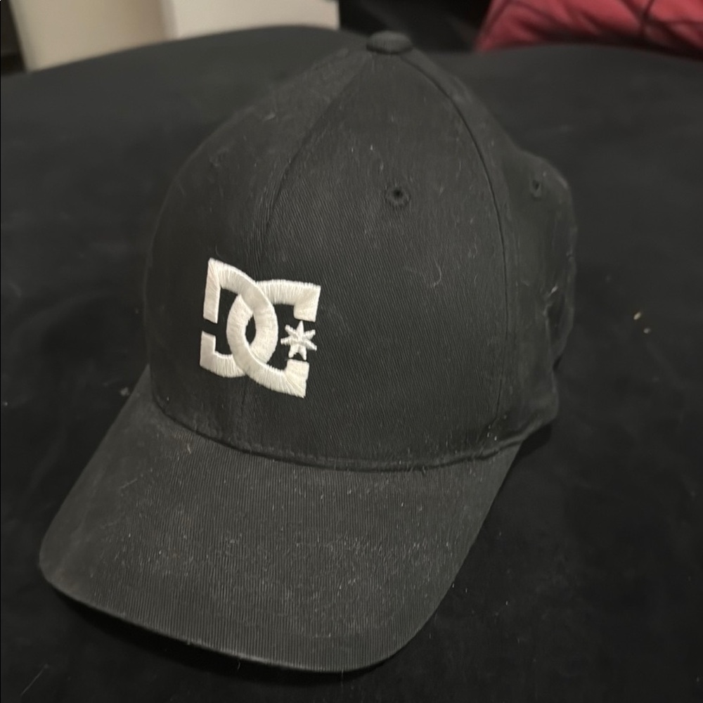 DC Black Cap with White Logo - Flexfit Size S/M, GENTLY USED